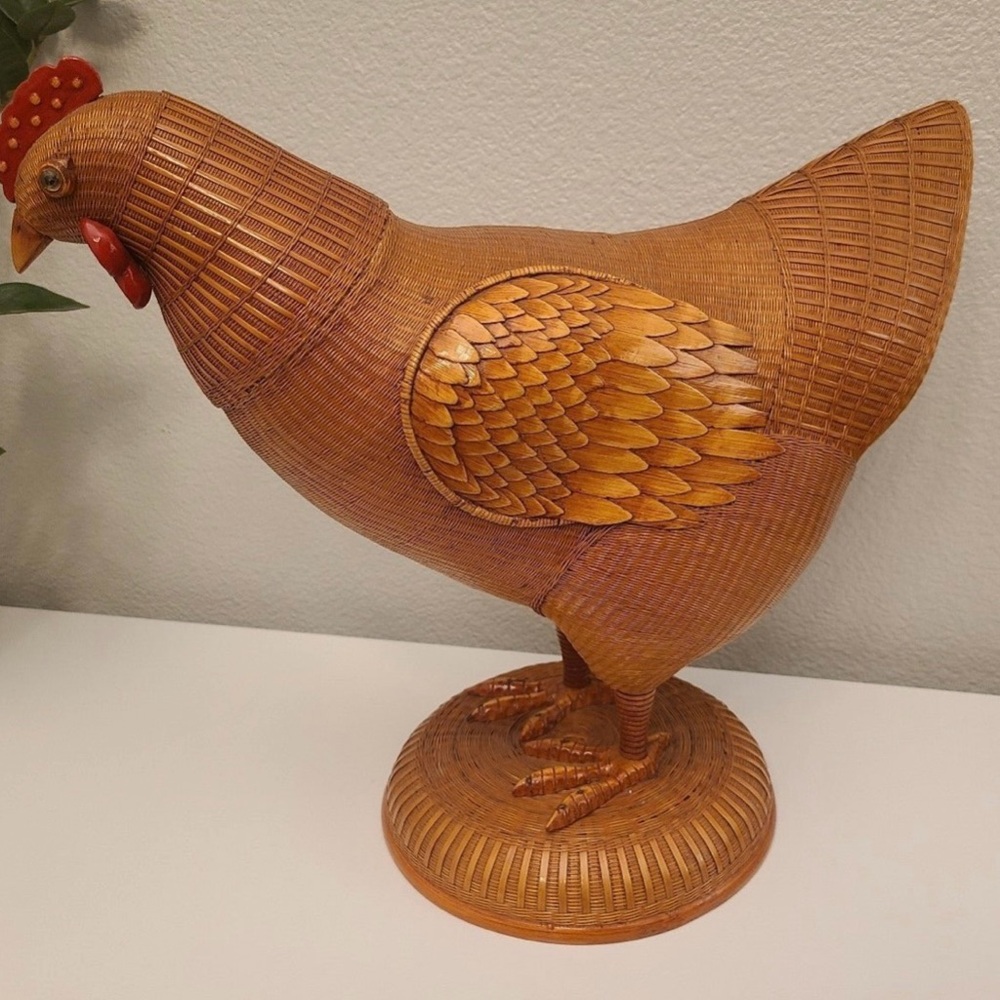 Vintage Shanghai Handicrafts Rattan Hen